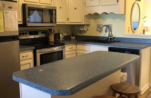 Holden Beach House | Drop Anchor - 1B - Great Condo with Unobstructed Ocean Views!