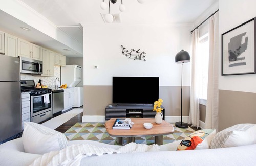 Emory Village Apartment | Druid Delight by Minty Living