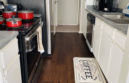 North Druid Hills Apartment | Druid Hills Getaway
