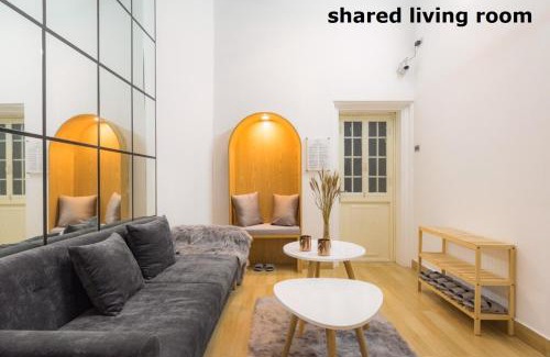 Hang Trong House | Drumie Home, 50m to Hoan Kiem lake - by Antique