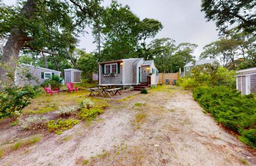 Wellfleet House | Drummers Cove Gem