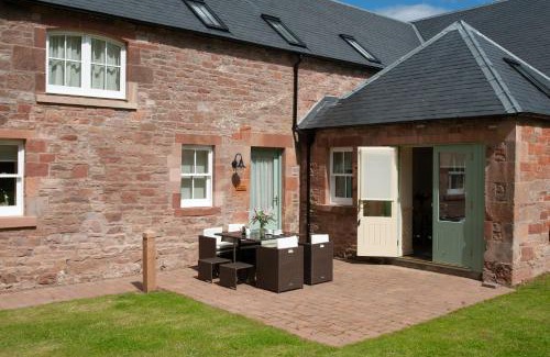 Melrose House | Dryburgh Steading Three