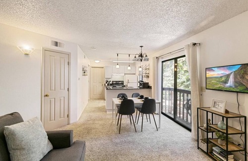 Englewood Condo | DTC Apartment! Perfect for Your Extended Stay!