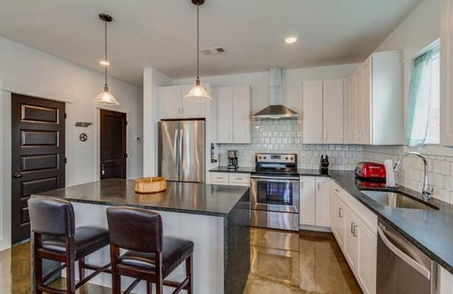 Salemtown House | DTNashville GermantownGetaway4B/3BPerfectLocation!