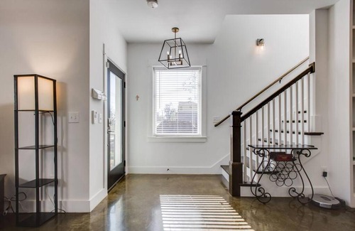 Salemtown House | DTNashville GermantownGetaway4B/3BPerfectLocation!