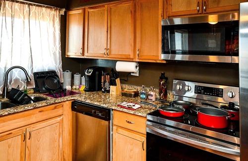 Downtown Atlanta Condo | DTWN luxury condo 99 percent Walk score