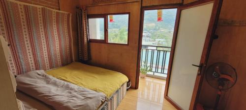 Yen Minh House | Du Gia View Homestay