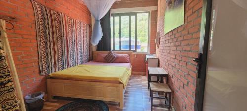 Yen Minh House | Du Gia View Homestay