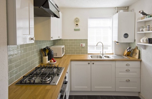Kilrenny Cottage | Duck Cottage, a pet-friendly home-from-home, minutes from the coast