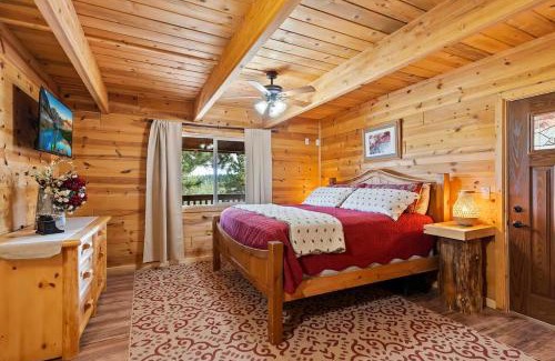 Meadow View Heights House | Duck Creek Cabin- Fireplace, Ping Pong and Views