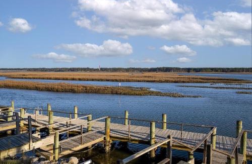 Chincoteague House | Duck Harbor At Waters Edge