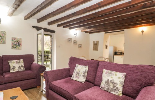 Broughton in Furness Cottage | DUDDON VIEW, pet friendly, with open fire in Duddon Valley