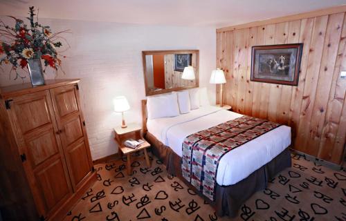 Billings Hotel | Dude Rancher Lodge