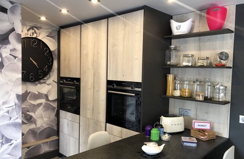 Duingt House | DUINGT centre, Maison 140M2, plage privée, 6Pers.