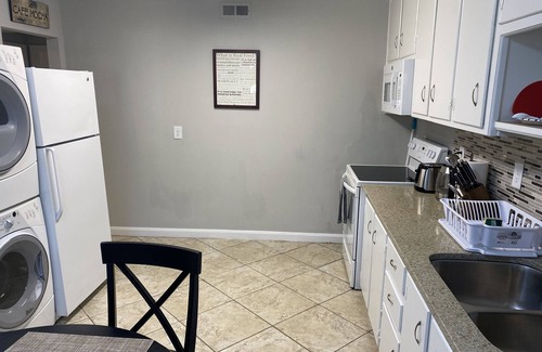 Durham Apartment | Duke University Duke Hospital & North Carolina Central University Best Location