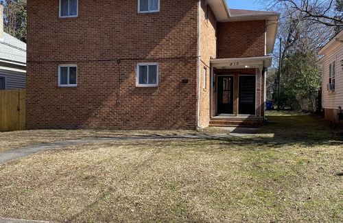 Durham Apartment | DUKE UNIVERSITY, DUKE HOSPITAL, NCCU & UNC - ALL IN THE FAMILY - BEST LOCATION
