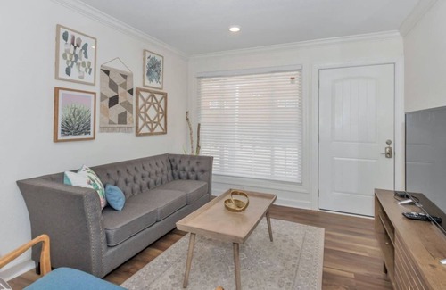Willoughby Spit Apartment | Dune Cottage Cove Suite
