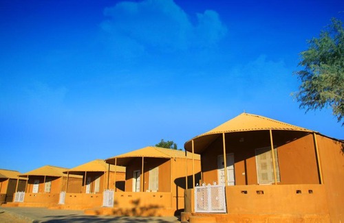 Kanoi Hotel | Dune Safari Sam Desert Camp