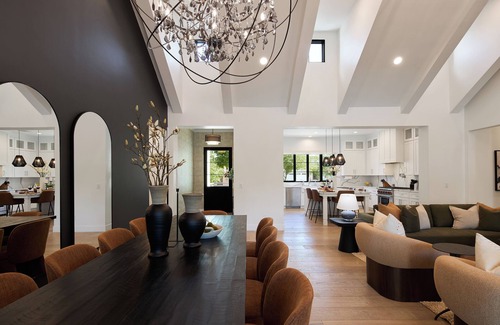 Suncrest Estates House | Dune - Sparkling Pool - Mins to Old Town