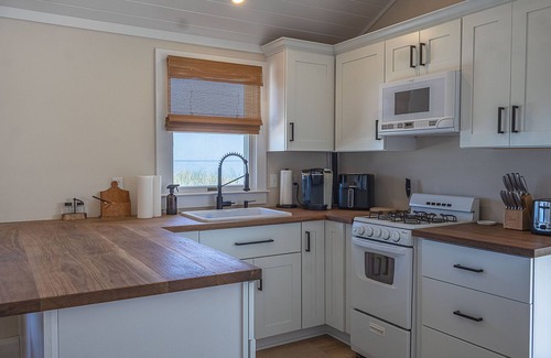 East Sandwich Cottage | Dune Tootin Unit 1 SD1