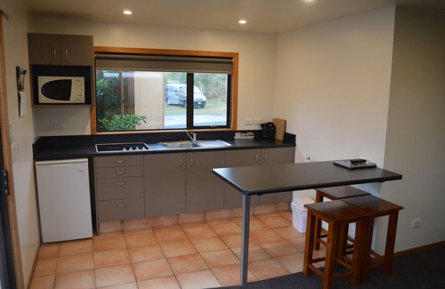 Saint Kilda Hotel | Dunedin Holiday Park & Motels