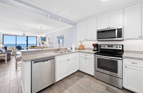 Thomas Drive Apartment | Dunes of Panama A606