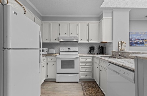 Atlantic Beach Condo | Dunescape 335 3 Bedroom Condo by RedAwning