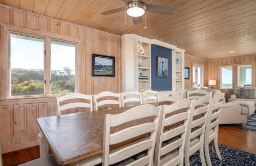 Pine Knoll Shores House | Duneside home