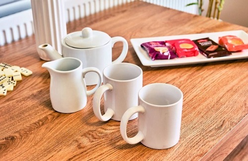 Portrush Apartment | Dunluce Green 2 ~ Amazing Giant Home by the Coast!