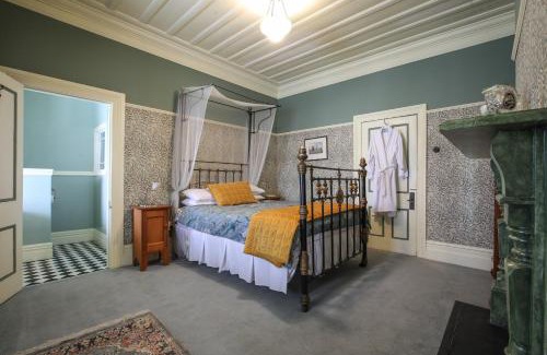 Clyde Hotel | Dunstan House