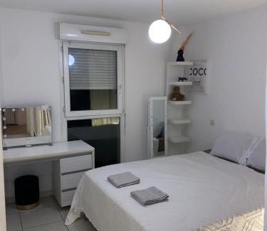 La Lironde Apartment | Duplex 120m ,50m terrasse proche centre et mer