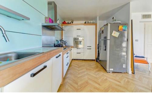 La Lironde Apartment | Duplex 120m ,50m terrasse proche centre et mer