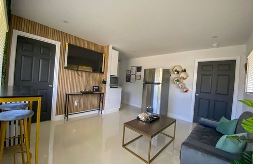 Fort Lauderdale House | Duplex/15Mins to DT & Las Olas/Pearl of FLL