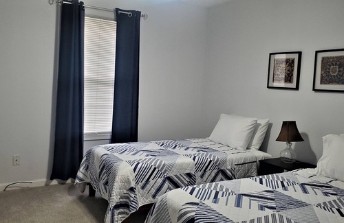 Sidney Apartment | Duplex 2 bdrm, 1 bath, 1 car garage.
