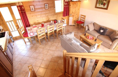Bisanne 1500 House | Duplex Apartment in Les Saisies with Pool, 3 Balconies, Parking - Sleeps 8