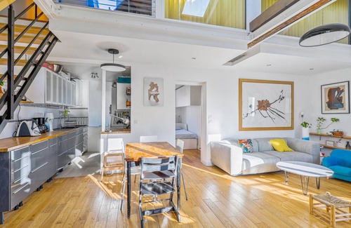 Le Pre-Saint-Gervais Apartment | Duplex Béranger - Welkeys
