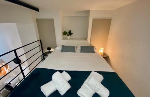 Ciutat Vella Apartment | Duplex City of Arts & Science