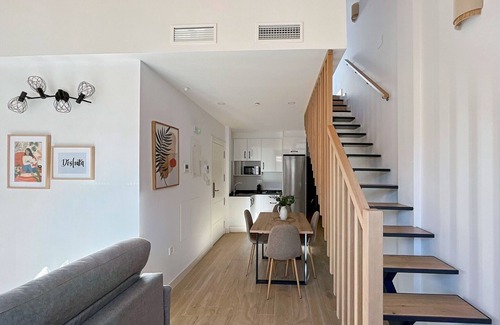 Perchel Sur Apartment | Duplex de dos Dormitorios con Terraza - Picú Home