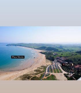 San Vicente de la Barquera Apartment | Duplex 1aLinea PLAYA Incluye PARKING PRIVADO y TRASTERO Wifi FIBRA alta velocidad