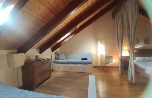 Villanua Apartment | Duplex Familiar Izarraitz