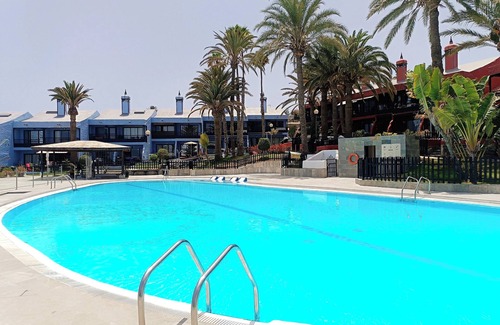 Playa del Aguila House | Duplex first line on the beach overlookin the sea Swimming pool - Wifi