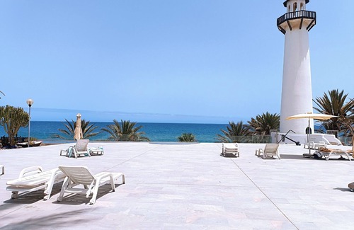 Playa del Aguila House | Duplex first line on the beach overlookin the sea Swimming pool - Wifi