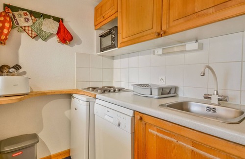 Morzine Apartment | Duplex for 6 in Morzine with WIFI, parking, near center and lifts
