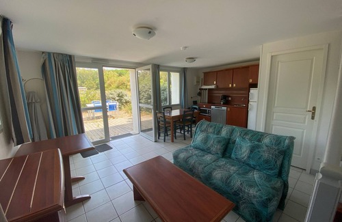 Batz-sur-Mer Apartment | Duplex in Batz-sur-Mer with pool, near beach, 6 people
