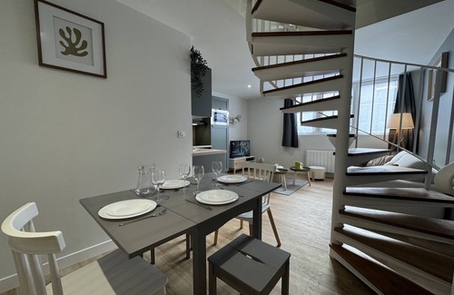 Republique Apartment | Duplex in Le Mans near 24 Hours Circuit