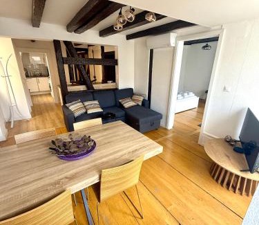 Historic Center Apartment | Duplex Le Léonor