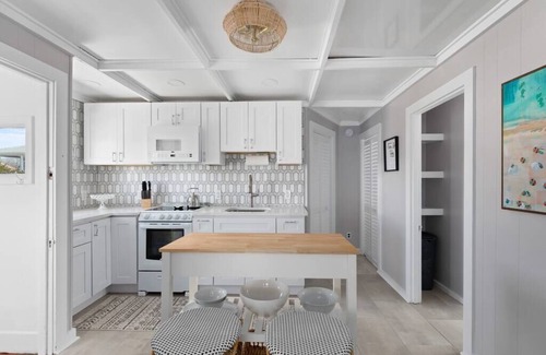 Villas House | Duplex On the Bay, minutes to Cape May