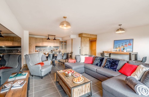 Les Boisses Apartment | Duplex Premium 10p, Pied des Pistes, Spa & Piscine, Parking, WiFi Inclus - Tignes