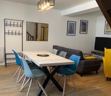 Aurillac Apartment | Duplex T4 centre historique