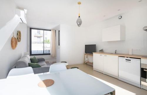 1st Arrondissement Apartment | Duplex / Terrasse / Longchamp